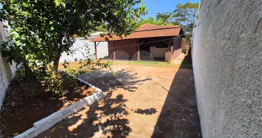 Casa com 3 quartos à venda no Coophema, Cuiabá 