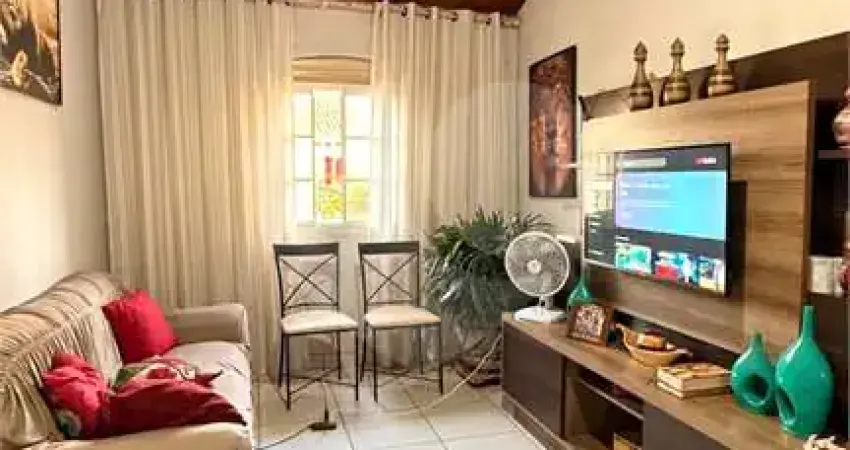 Casa com 2 quartos à venda na Rua Tesourinha, 17, Morada da Serra, Cuiabá