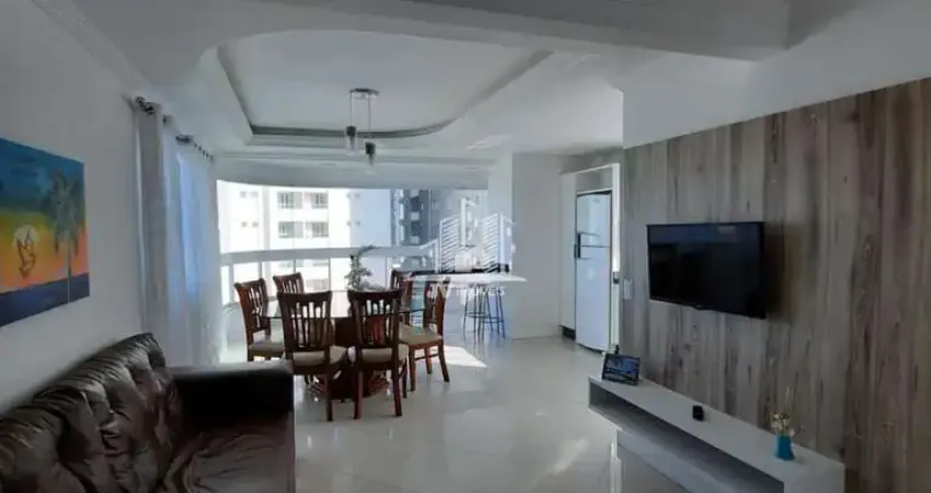 Apartamento com 3 quartos para alugar na Rua 239, 55, Meia Praia, Itapema