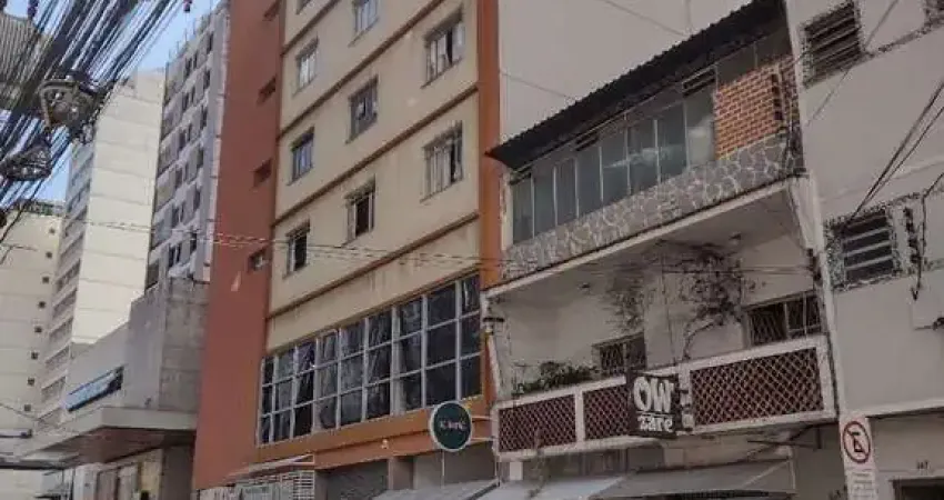 Apartamento com 2 dormitórios à venda, 55 m² por R$ 240.000,00 - Centro - Juiz de Fora/MG