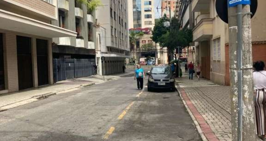 Apartamento com 2 dormitórios à venda, 113 m² por R$ 300.000,00 - Granbery - Juiz de Fora/MG
