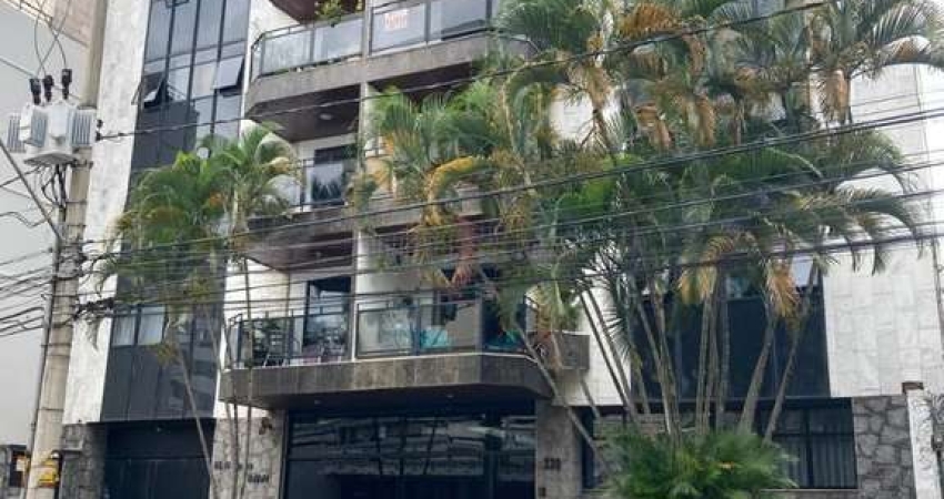 Apartamento com 3 dormitórios à venda, 130 m² por R$ 700.000,00 - Passos - Juiz de Fora/MG