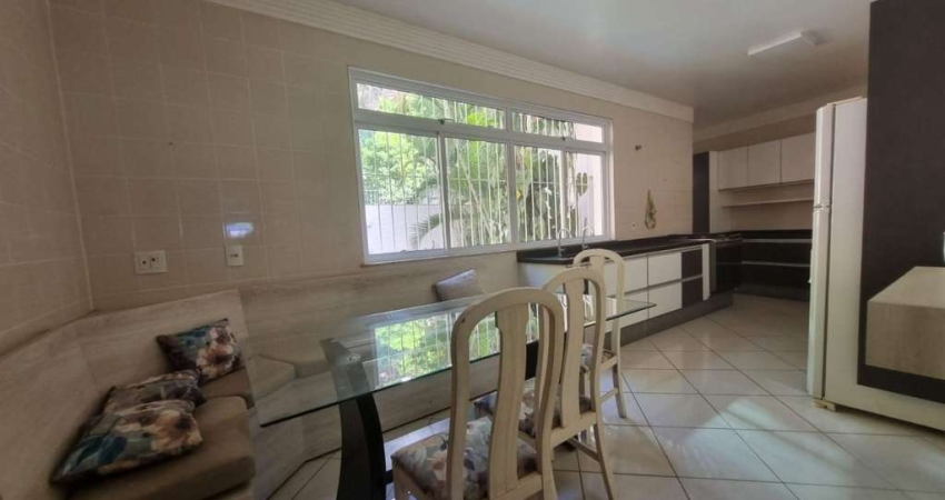 Casa com 4 dormitórios à venda, 340 m² por R$ 1.490.000,00 - Granbery - Juiz de Fora/MG