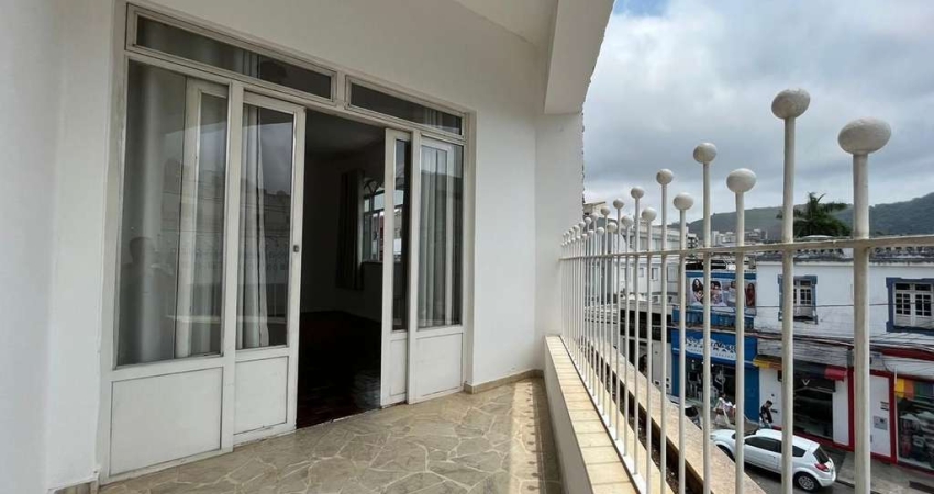 Apartamento com 3 dormitórios à venda, 142 m² por R$ 460.000,00 - Passos - Juiz de Fora/MG