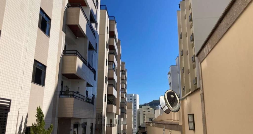 Apartamento com 2 dormitórios à venda, 79 m² por R$ 580.000,00 - Centro - Juiz de Fora/MG
