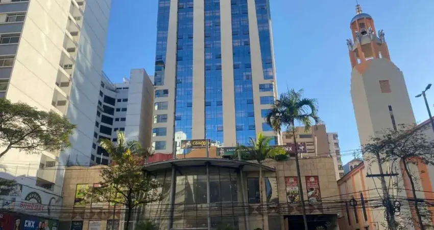 Sala comercial à venda no Centro, Juiz de Fora 