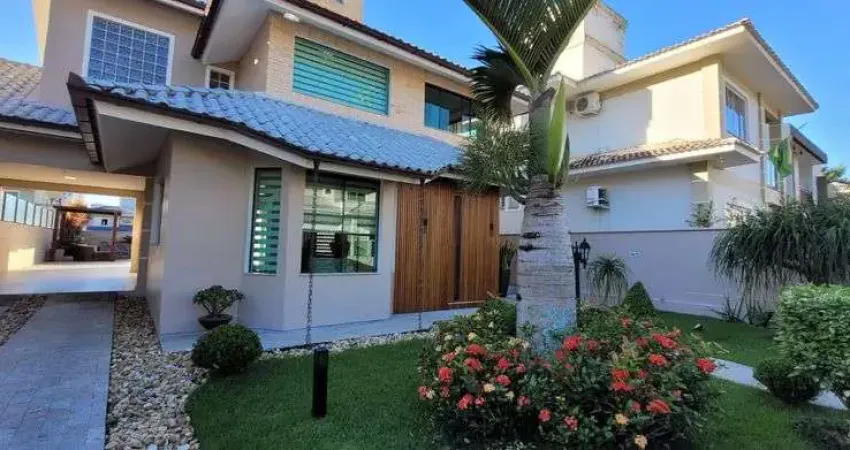 Vendo casa sobrado, 3 quartos, 189m², mobiliada, Pedra Branca - Palhoça - SC