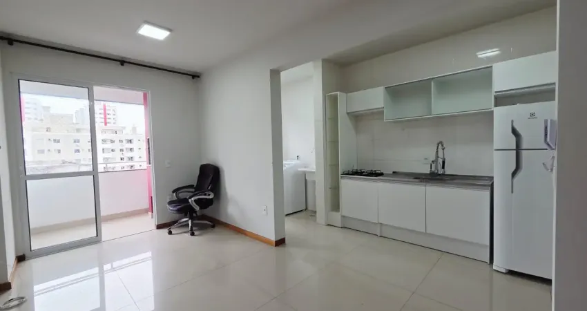 Alugo ap 2 quartos, 66m², semimobiliado, próximo ao bistek e colégio fórmula, pedra branca, palhoça - sc