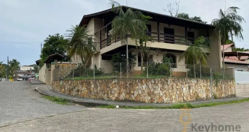 Casa com 5 quartos à venda na Bela Vista, Gaspar