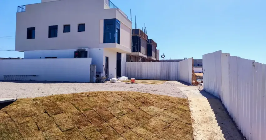 Casas em condomínio fechado com lazer completo em jundiaí sp em fase de construção.