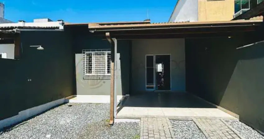 Casa com 2 quartos à venda no Santa Regina, Camboriú 