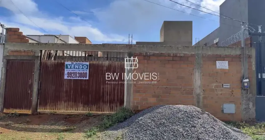 Casa à venda no bairro Residencial Recanto das Emas em Goiânia/GO
