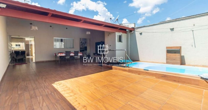 Casa, Setor Cidade Vera Cruz, Aparecida de Goiãnia, 3Q 1 suíte, Área gourmet, Closet, Repleta em armários