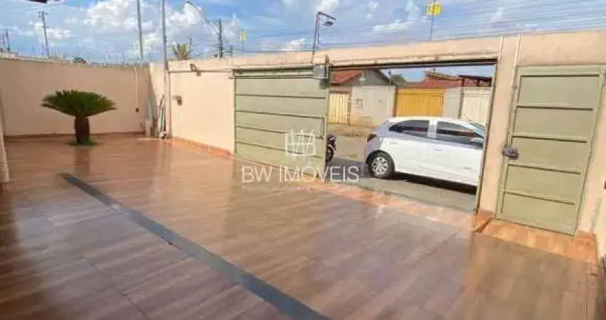 CASA COM 3 QUARTOS, SENDO 1 SUÍTE EM TERRÉNO ÚNICO RICA EM ARMÁRIOS NO  SETOR TROPICAL VERDE GOIÂNIA - GO