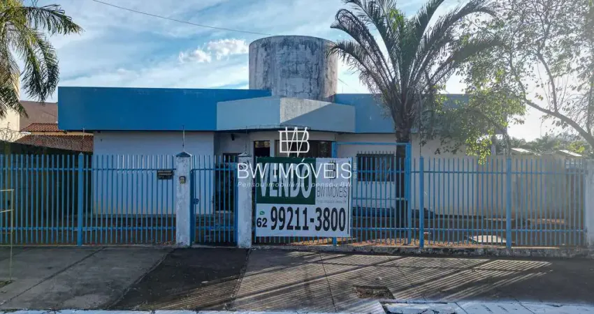 Área Residencial/Comercial em Santa Genoveva, Goiânia/GO, 1956 m², Próximo ao aeroporto