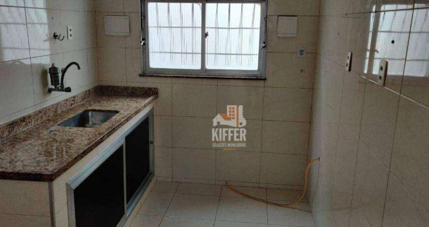 Casa com 4 quartos à venda na Rua Vinte e Um de Abril, 118, Centro, São Gonçalo