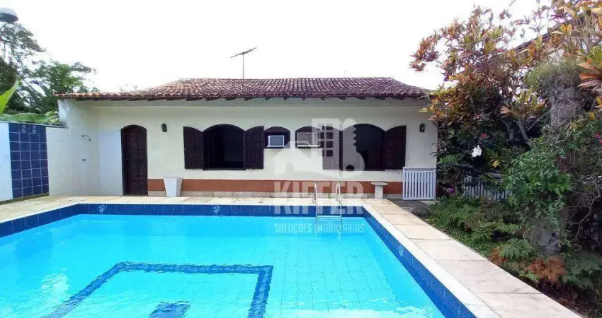 Casa com 3 quartos à venda, 150 m² por R$ 897.000 - Itaipu - Niterói/RJ