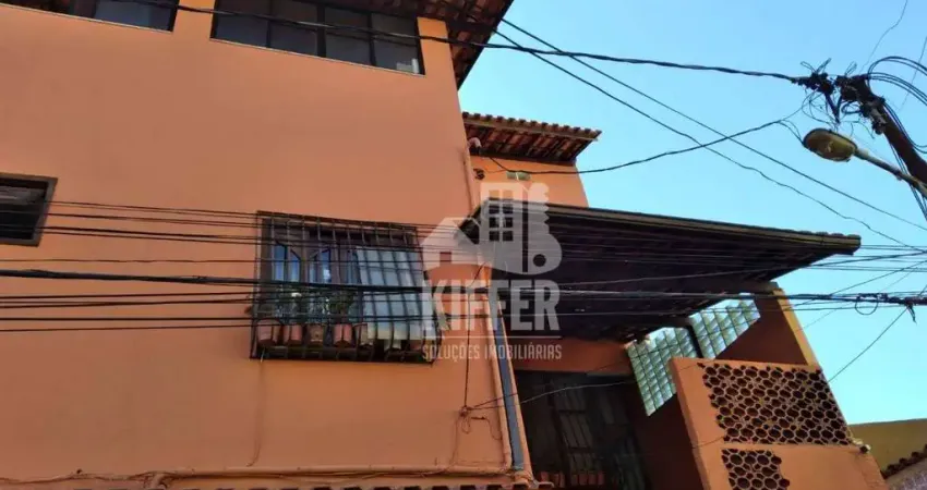 Casa Triplex à Venda em Santa Rosa – 5 Quartos, 3 Suítes e Terraço Gourmet