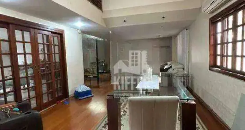 Casa Duplex de Alto Padrão com Piscina e Área Gourmet em Piratininga