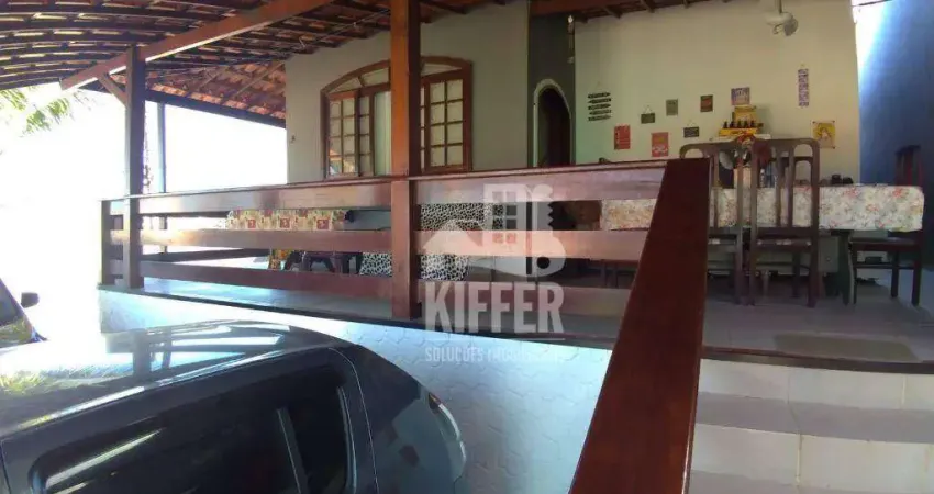 Casa em condomínio fechado com 3 quartos à venda na Avenida Doutor Eugênio Borges, 1693, Tribobó, São Gonçalo