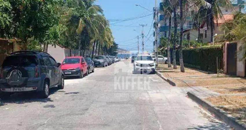 Casa com 4 quartos à venda, 240 m² por R$ 1.200.000 - Piratininga - Niterói/RJ
