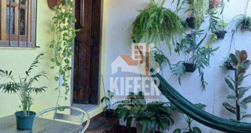 2 dormitórios 1 sala com varanda 1 banheiro area de seviços com quntal lateral à venda, 90 m² por R$ 160.000 - Pacheco - São Gonçalo/RJ