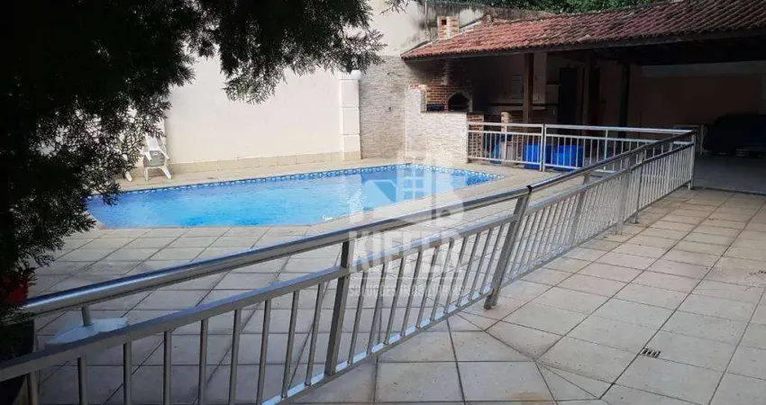 Casa Duplex em Condomínio com Lazer Completo – 2 Quartos, Varanda, Churrasqueira e Ótima Localização