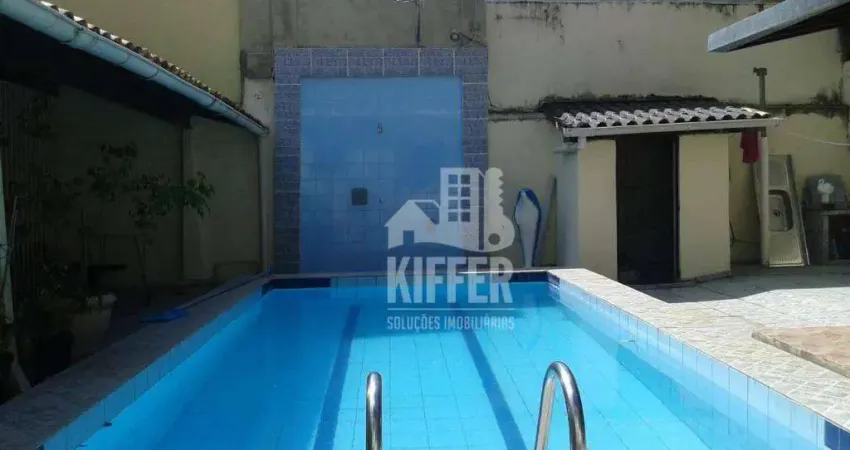 Casa com 2 quartos + loft anexo, piscina e churrasqueira – localização privilegiada em itaipu