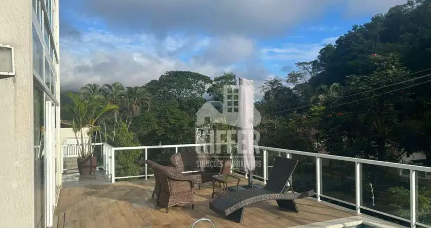 Casa moderna em condomínio fechado  itaipu, niterói.  linda residência em condomínio fechado, com total segurança e conforto, localizada em itaipu, ni