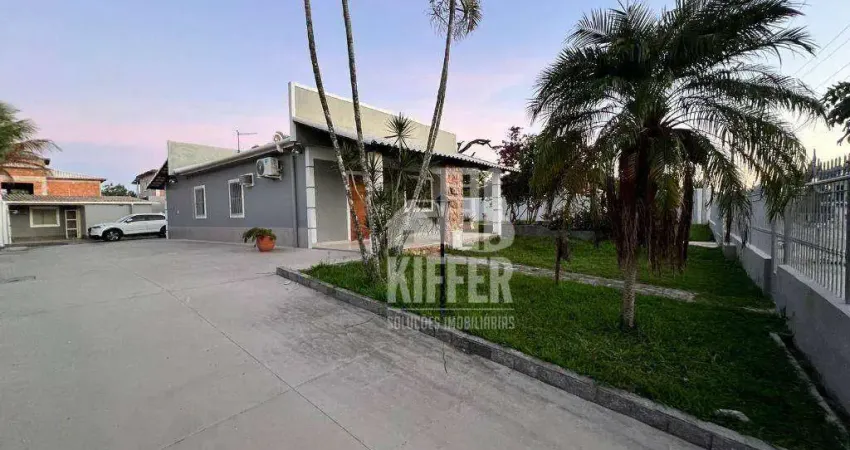 Casa com 5 quartos à venda na Alameda Raquel, 74, Iguabinha, Araruama