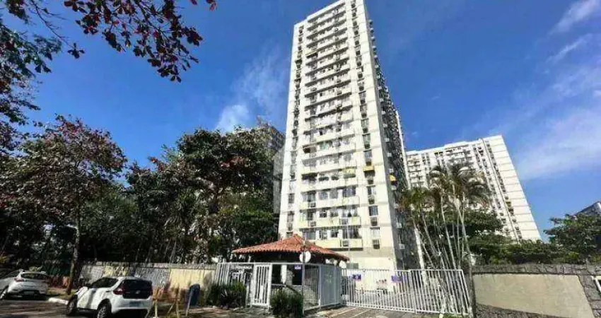 Apartamento com 2 dormitórios à venda, 55 m² por R$ 590.000,00 - Barra da Tijuca - Rio de Janeiro/RJ