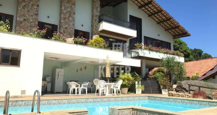 Casa com 4 quartos à venda, 437 m² por R$ 2.390.000 - Itaipu - Niterói/RJ
