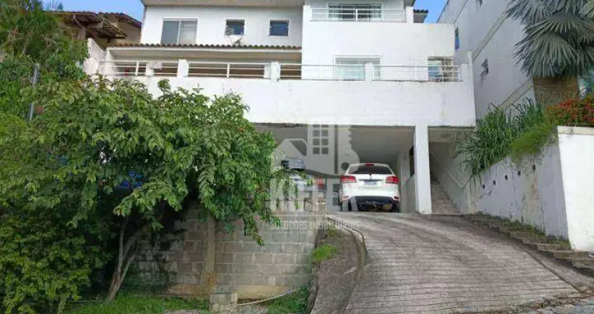 Casa com 4 dormitórios à venda, 268 m² por R$ 890.000,00 - Maria Paula - São Gonçalo/RJ