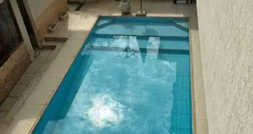 Casa com 4 quartos à venda, 310 m² por R$ 1.190.000 - Itaipu - Niterói/RJ