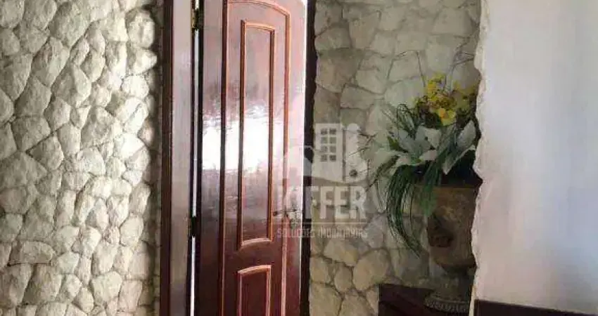 Casa com 3 dormitórios à venda, 281 m² por R$ 900.000,00 - Maria Paula - Niterói/RJ