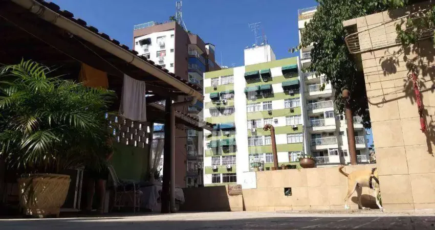 Casa triplex exclusiva à venda em icaraí – varanda gourmet e vista livre