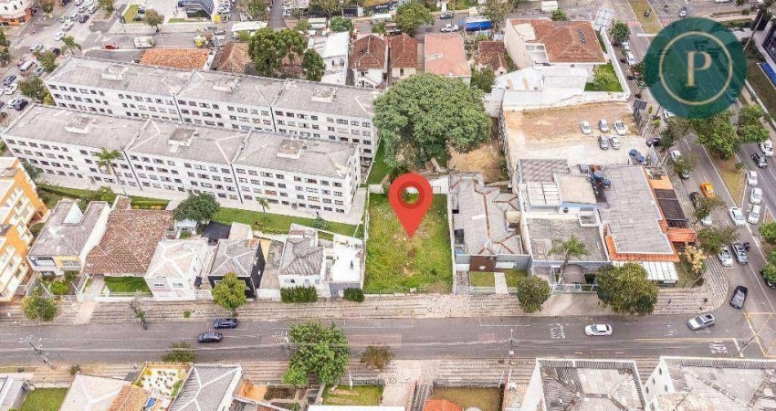 Terreno amplo com 540m² no Água Verde