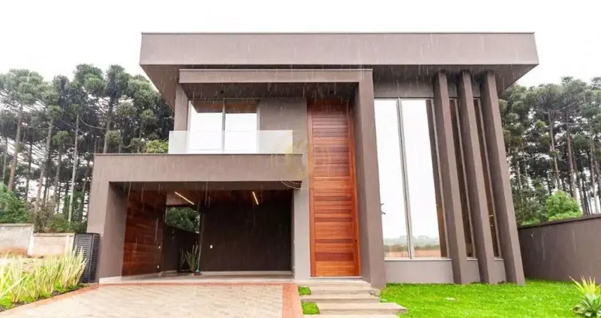 Casa com 3 suítes em condomínio fechado em Santa Felicidade