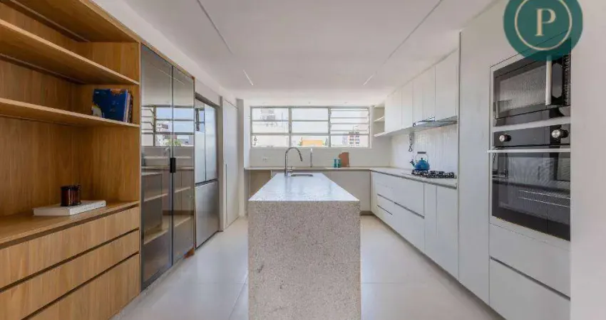 Apartamento com 4 dormitórios no Batel