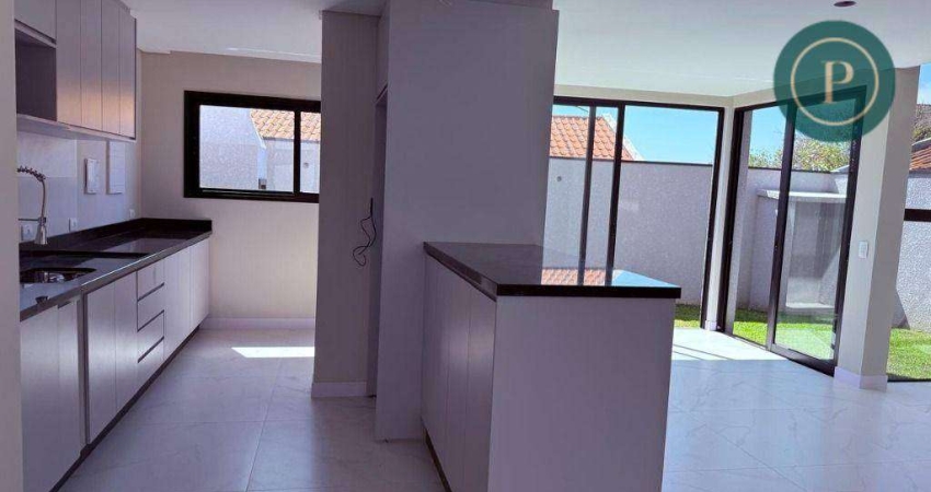 Sobrado Triplex Novo em Santa Felicidade
