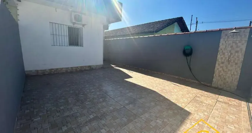 Casa com 2 quartos à venda no Jardim Itapel, Itanhaém 