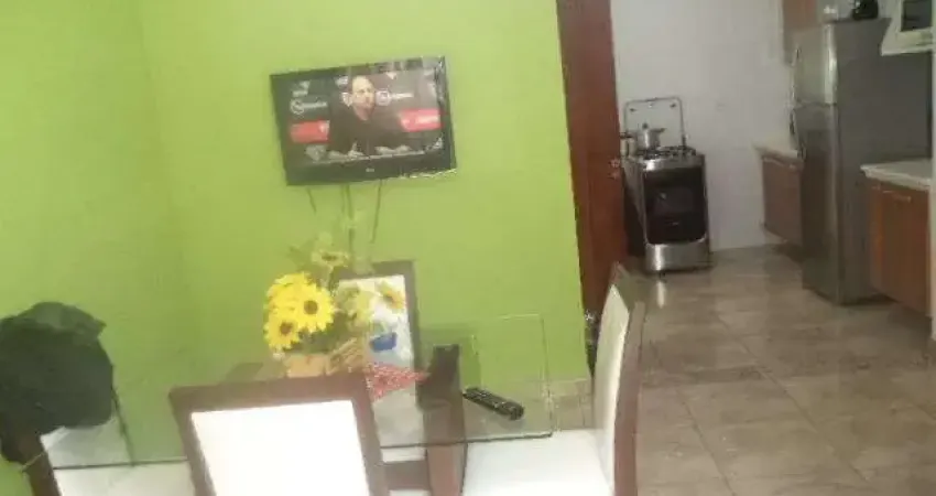 Sobrado em condomíno uma vaga para veículo proximo av. waldemar carlos pereira