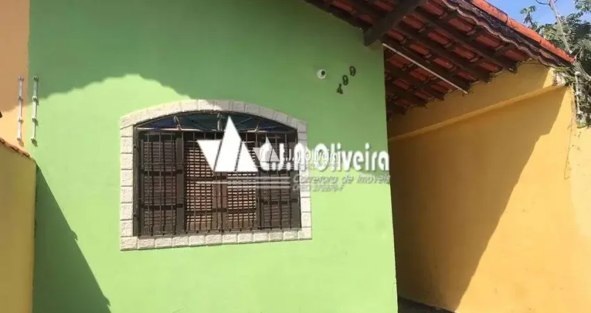 Casa lado praia, 300 metros do mar na cidade de Itanhaém 