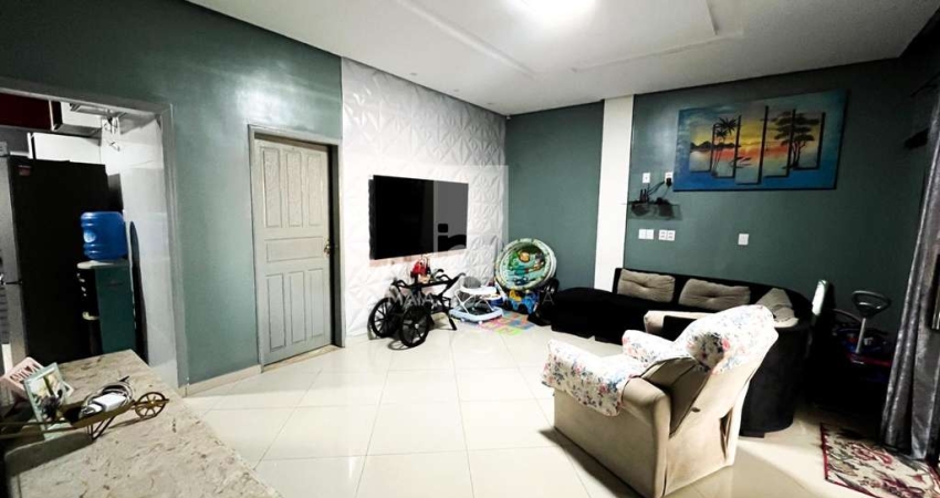Vendo Casa com 2 Pavimentos na Cidade Nova 6   -  Ananindeua