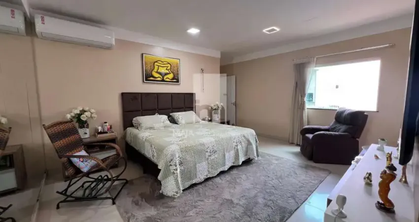 Vendo Excelente Casa no Condomínio Cidade Jardim II