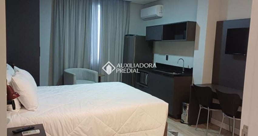 Loft com 1 quarto para alugar na Rua Senhor dos Passos, 154, Centro Histórico, Porto Alegre