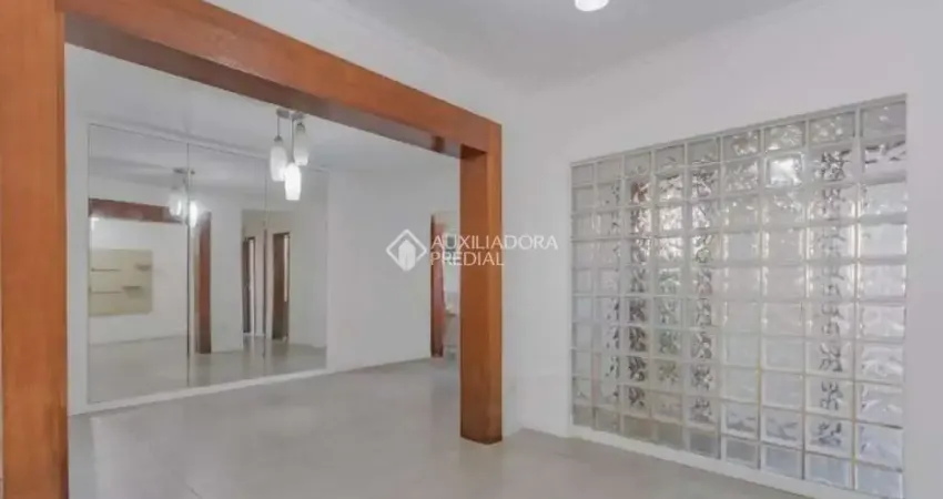 Apartamento com 2 quartos para alugar na Avenida Palmira Gobbi, 1035, Humaitá, Porto Alegre