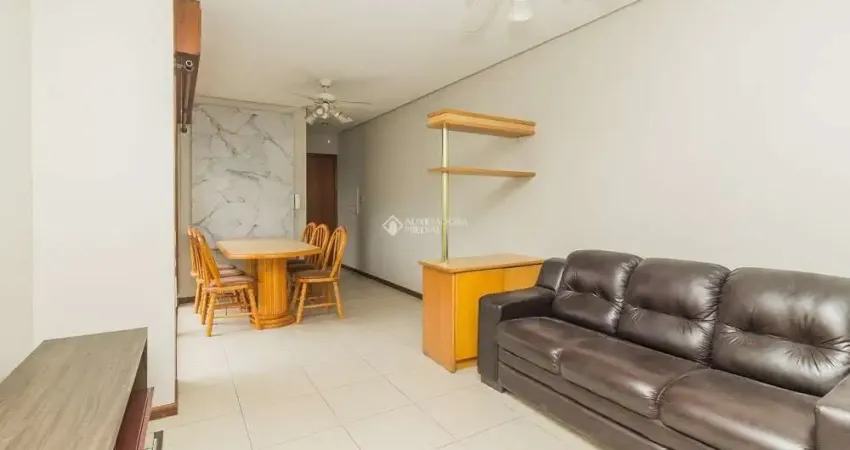 Apartamento com 3 quartos para alugar na Avenida Coronel Lucas de Oliveira, 138, Petrópolis, Porto Alegre