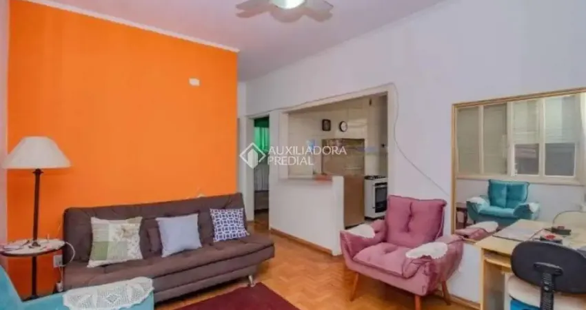 Apartamento com 2 quartos para alugar na Beco Andaraí, 276, Passo da Areia, Porto Alegre