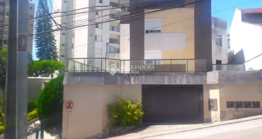 Casa com 2 quartos à venda na Rua Cruz e Souza, 127, Centro, Florianópolis